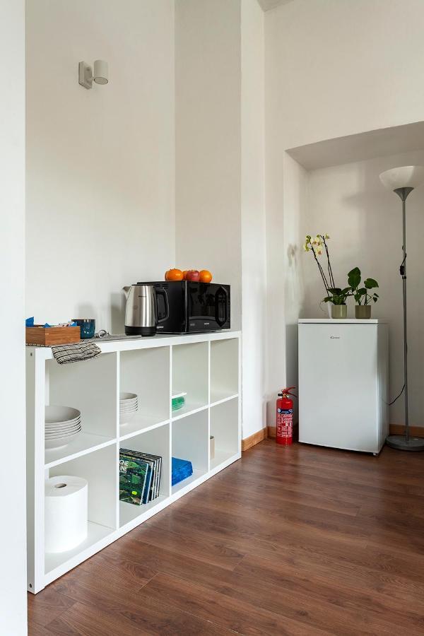 A Central Quiet Sunny Studio In Verbania Exterior foto