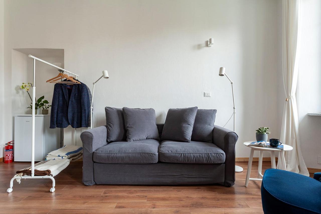 A Central Quiet Sunny Studio In Verbania Exterior foto