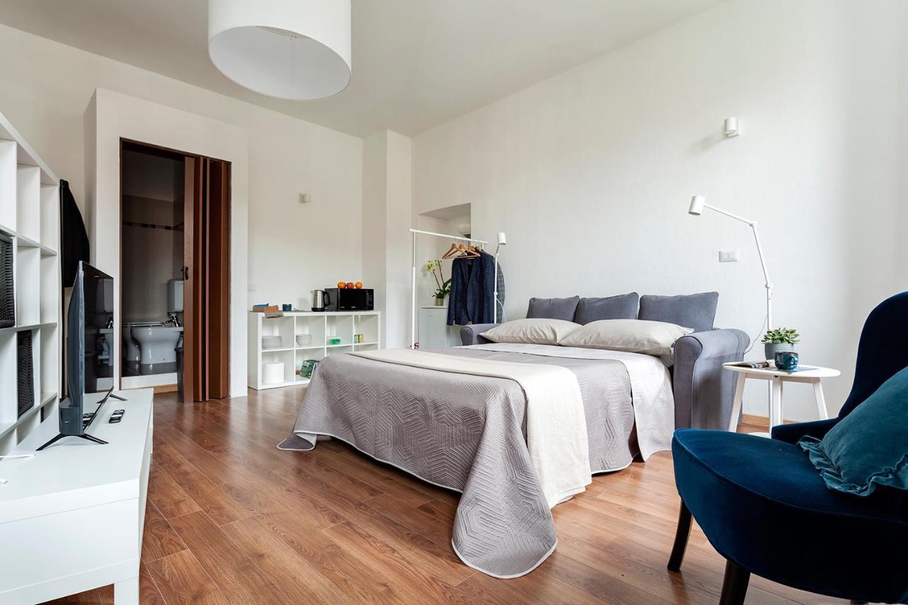 A Central Quiet Sunny Studio In Verbania Exterior foto